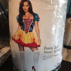 Snow White costume